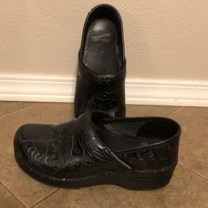 Dansko size 37